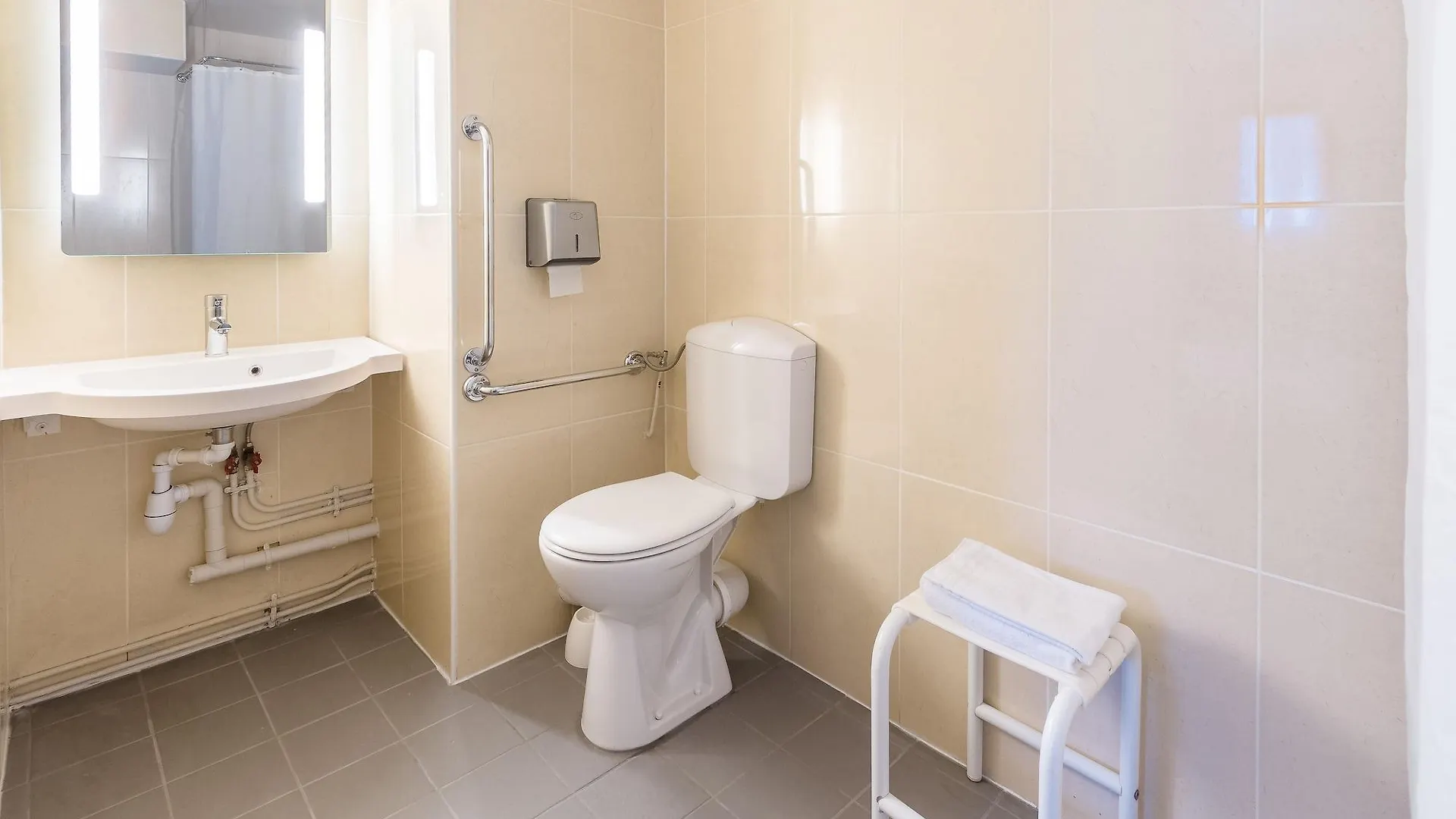 B&B Hotel Lyon St Priest  Saint-Priest (Rhone)