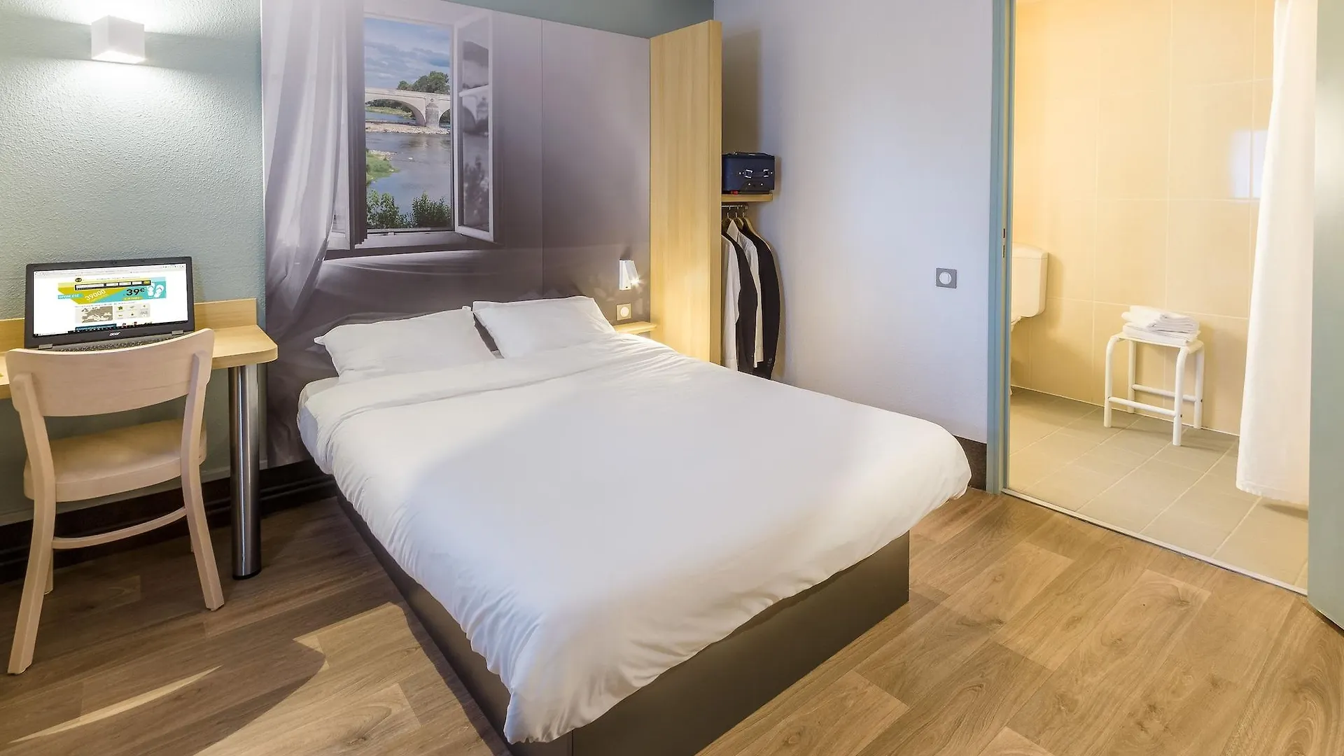 B&B Hotel Lyon St Priest 2*, Saint-Priest (Rhone)