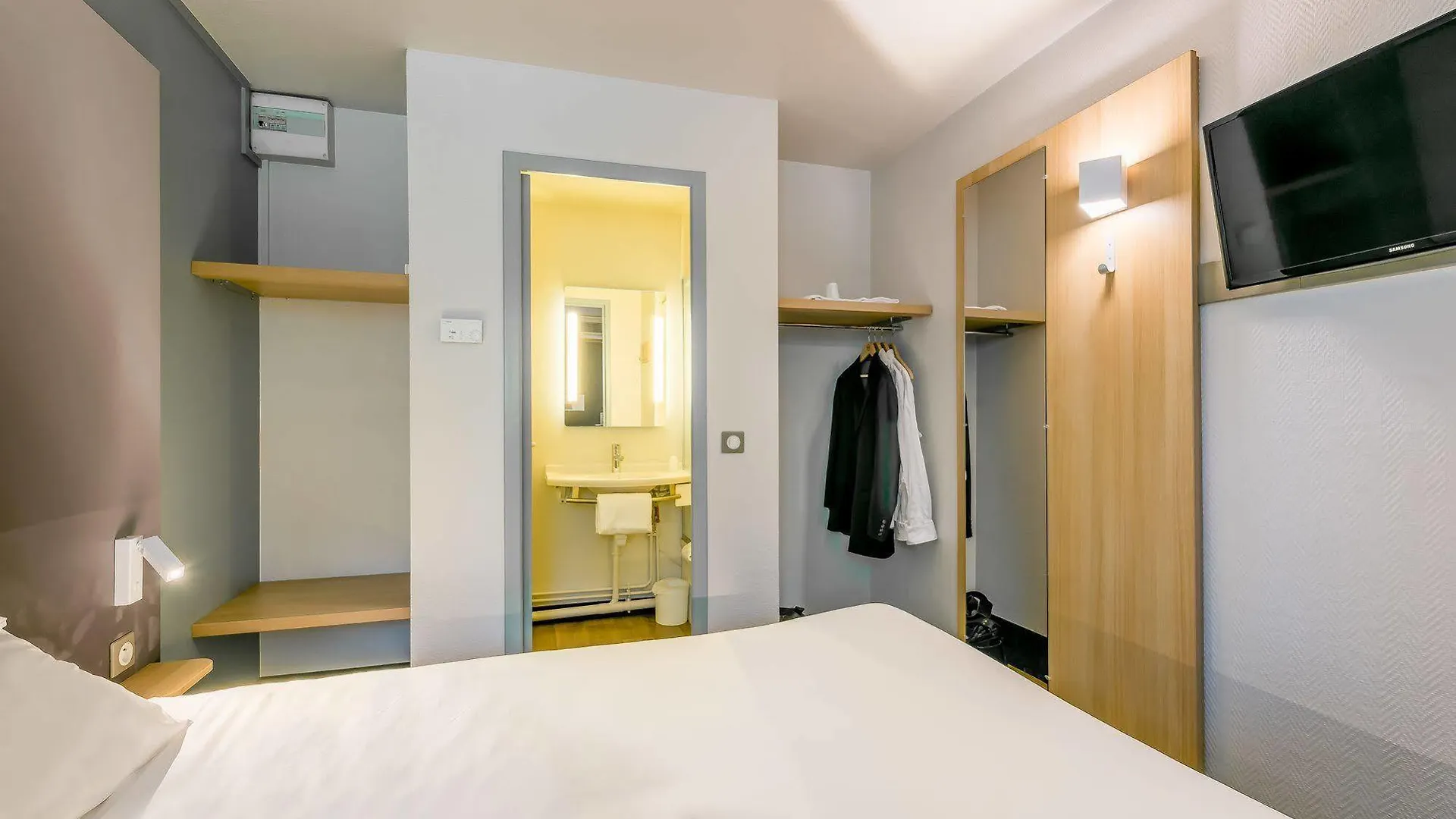B&B Hotel Lyon St Priest France