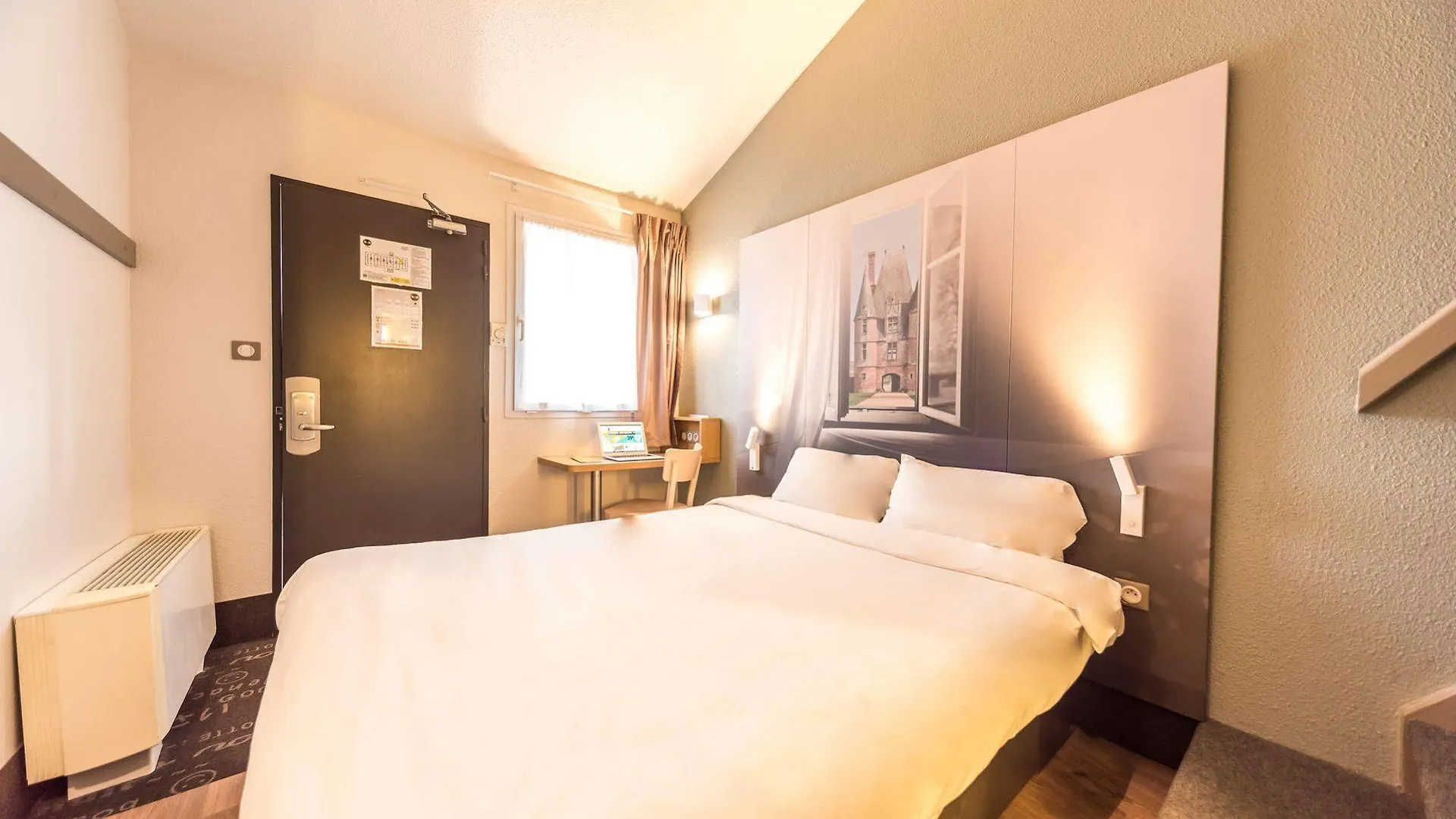 B&B Hotel Lyon St Priest 2*, Saint-Priest (Rhone)